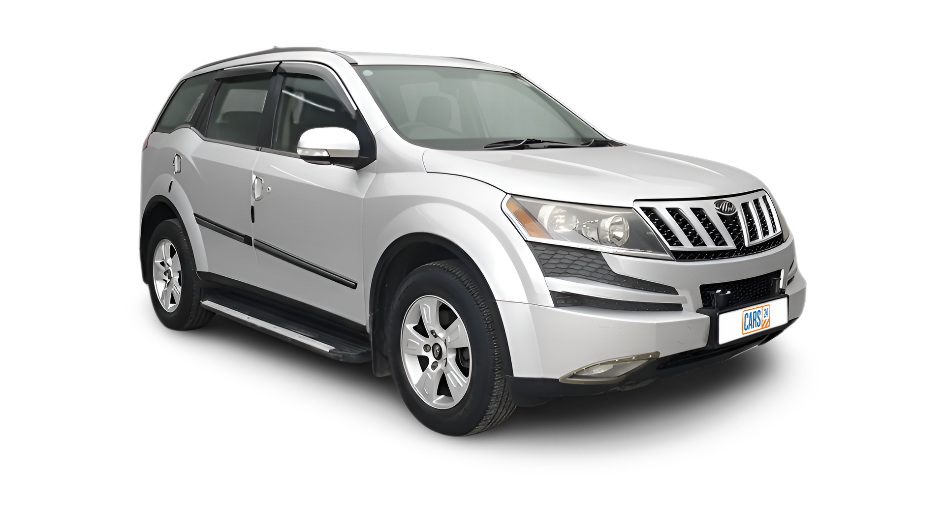 Mahindra XUV500-img